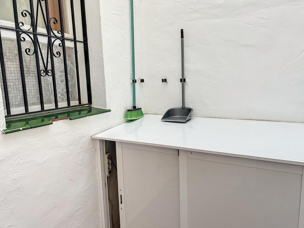 Vila Agradable Adosado Con Piscina La Hidalga Benalmádena Exteriér fotografie