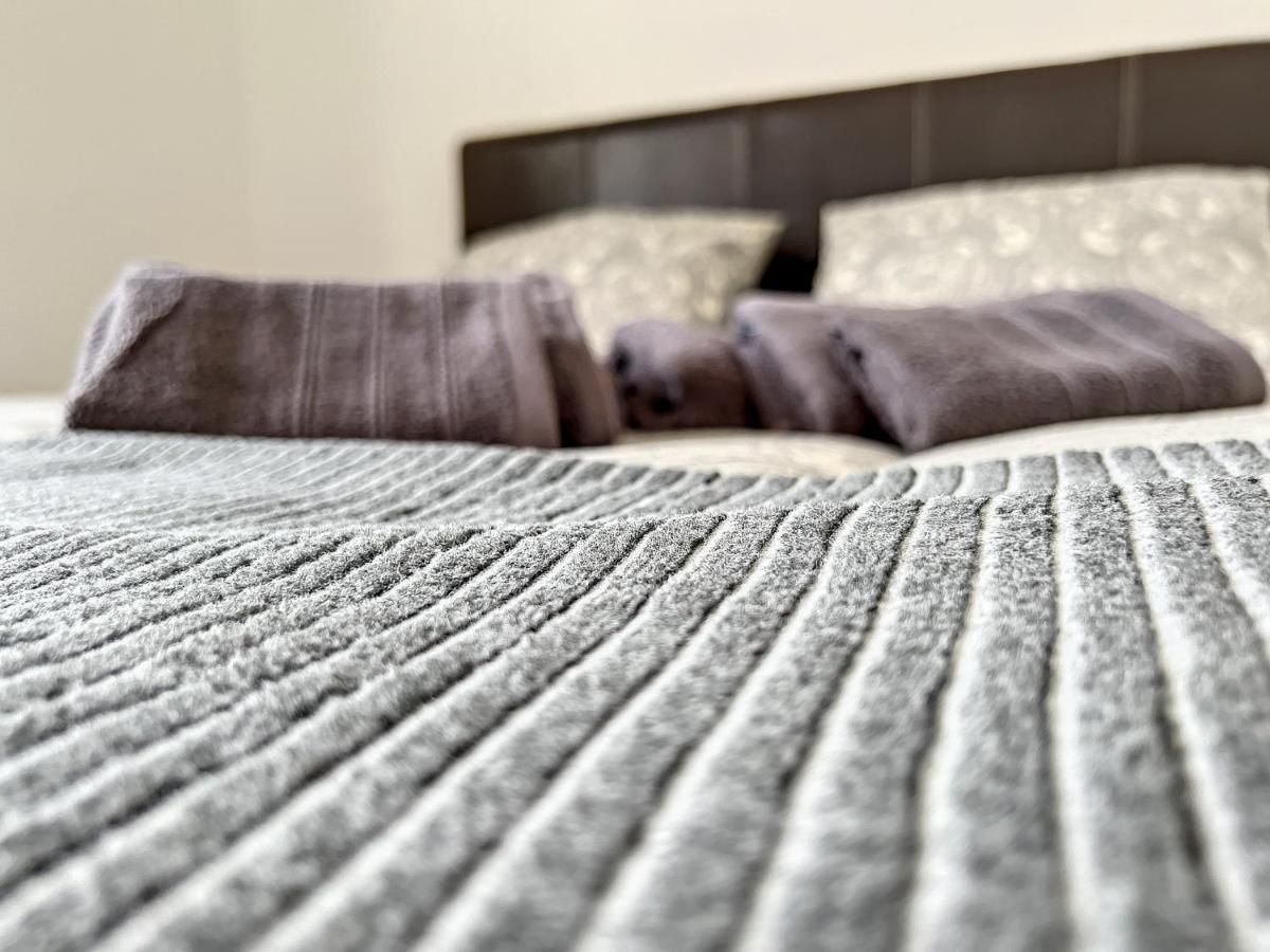 Vila Agradable Adosado Con Piscina La Hidalga Benalmádena Exteriér fotografie