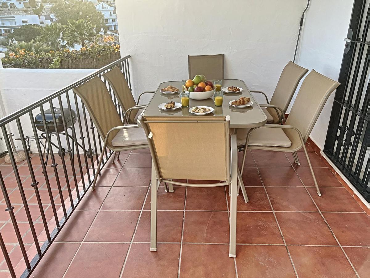 Vila Agradable Adosado Con Piscina La Hidalga Benalmádena Exteriér fotografie