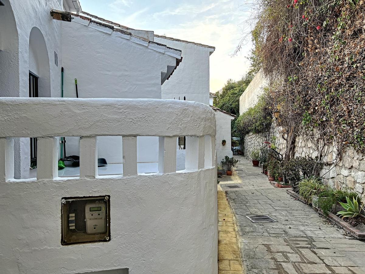 Vila Agradable Adosado Con Piscina La Hidalga Benalmádena Exteriér fotografie