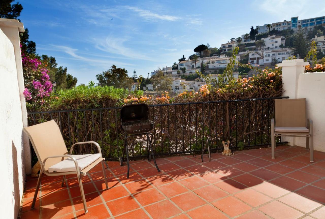 Vila Agradable Adosado Con Piscina La Hidalga Benalmádena Exteriér fotografie