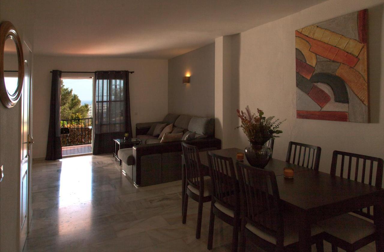 Vila Agradable Adosado Con Piscina La Hidalga Benalmádena Exteriér fotografie