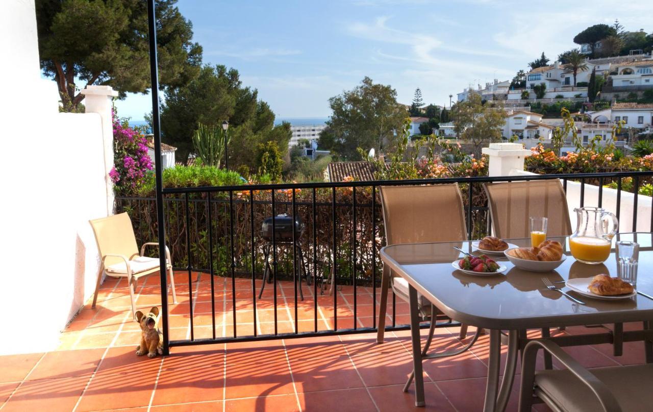 Vila Agradable Adosado Con Piscina La Hidalga Benalmádena Exteriér fotografie
