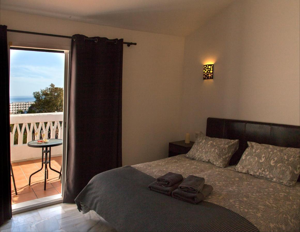 Vila Agradable Adosado Con Piscina La Hidalga Benalmádena Exteriér fotografie