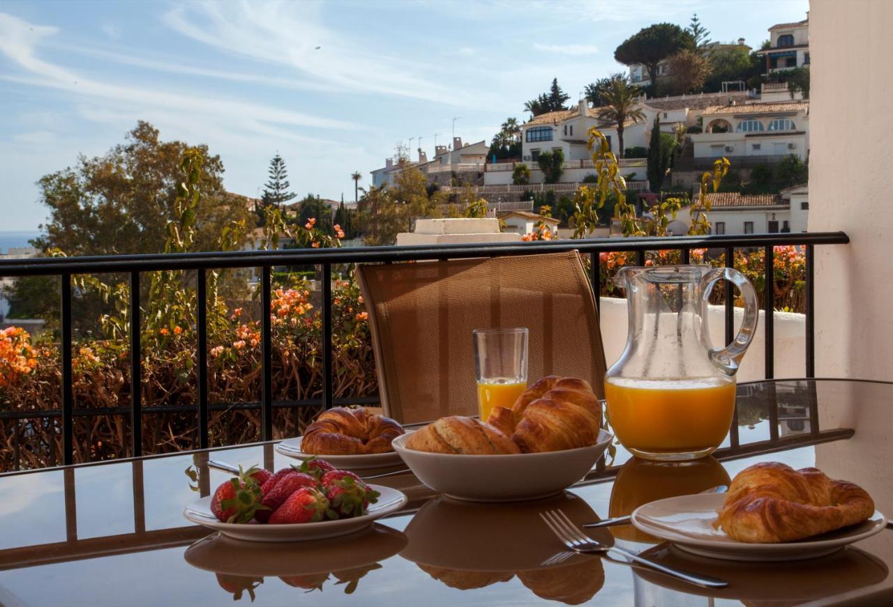 Vila Agradable Adosado Con Piscina La Hidalga Benalmádena Exteriér fotografie