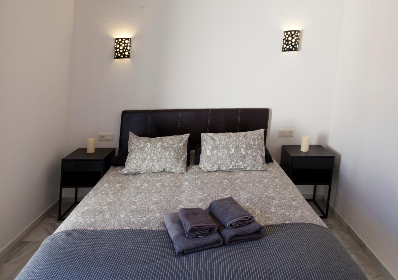 Vila Agradable Adosado Con Piscina La Hidalga Benalmádena Exteriér fotografie