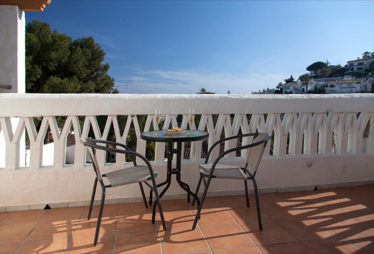 Vila Agradable Adosado Con Piscina La Hidalga Benalmádena Exteriér fotografie
